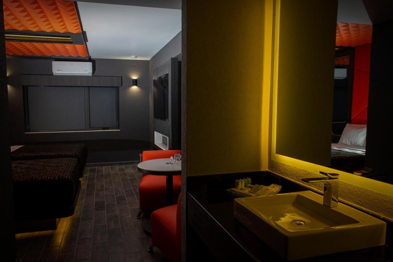 Hotel Passion Secrets Villas And Suites Toluca Ngoại thất bức ảnh